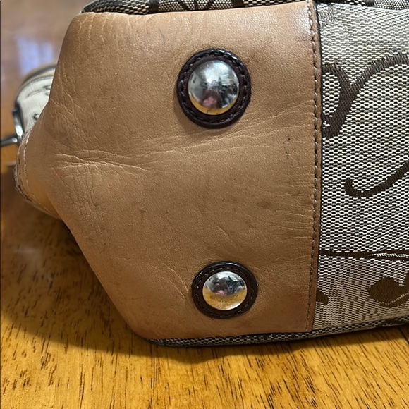 Coach Horse and Carriage Logo Bag - Picture 6 of 15